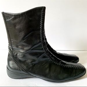 Paul Green stitched black leather boot zips